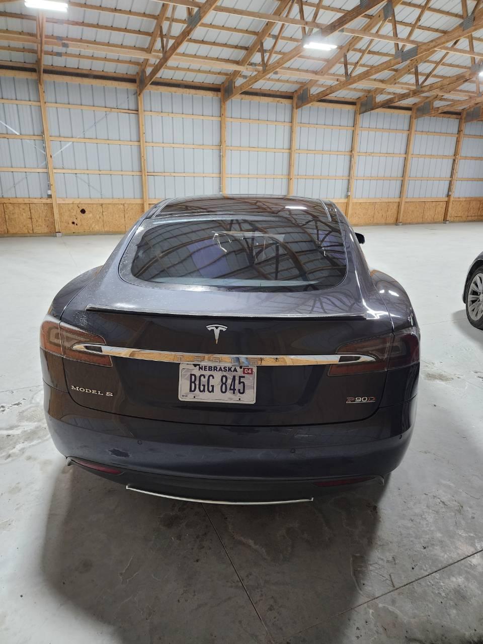 Tesla Model S 2015 in Lincoln, NE