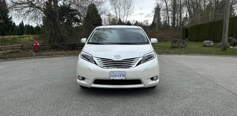 Toyota Sienna 2015