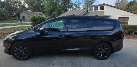 Chrysler Pacifica 2018
