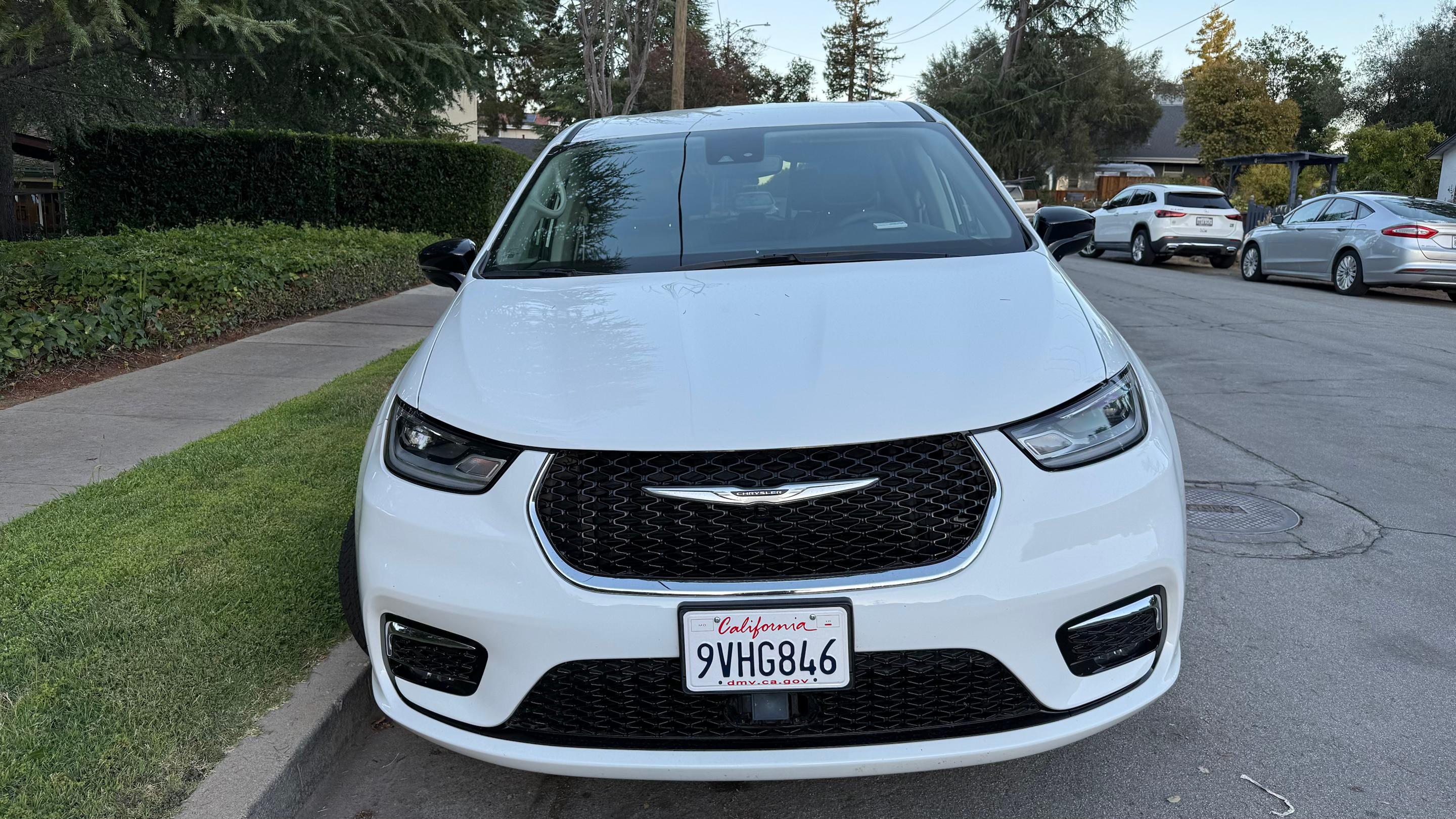 Chrysler Pacifica 2024 in Cupertino, CA