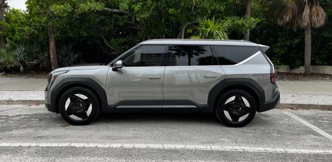 Kia EV9 2024