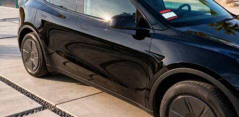 Tesla Model Y 2026