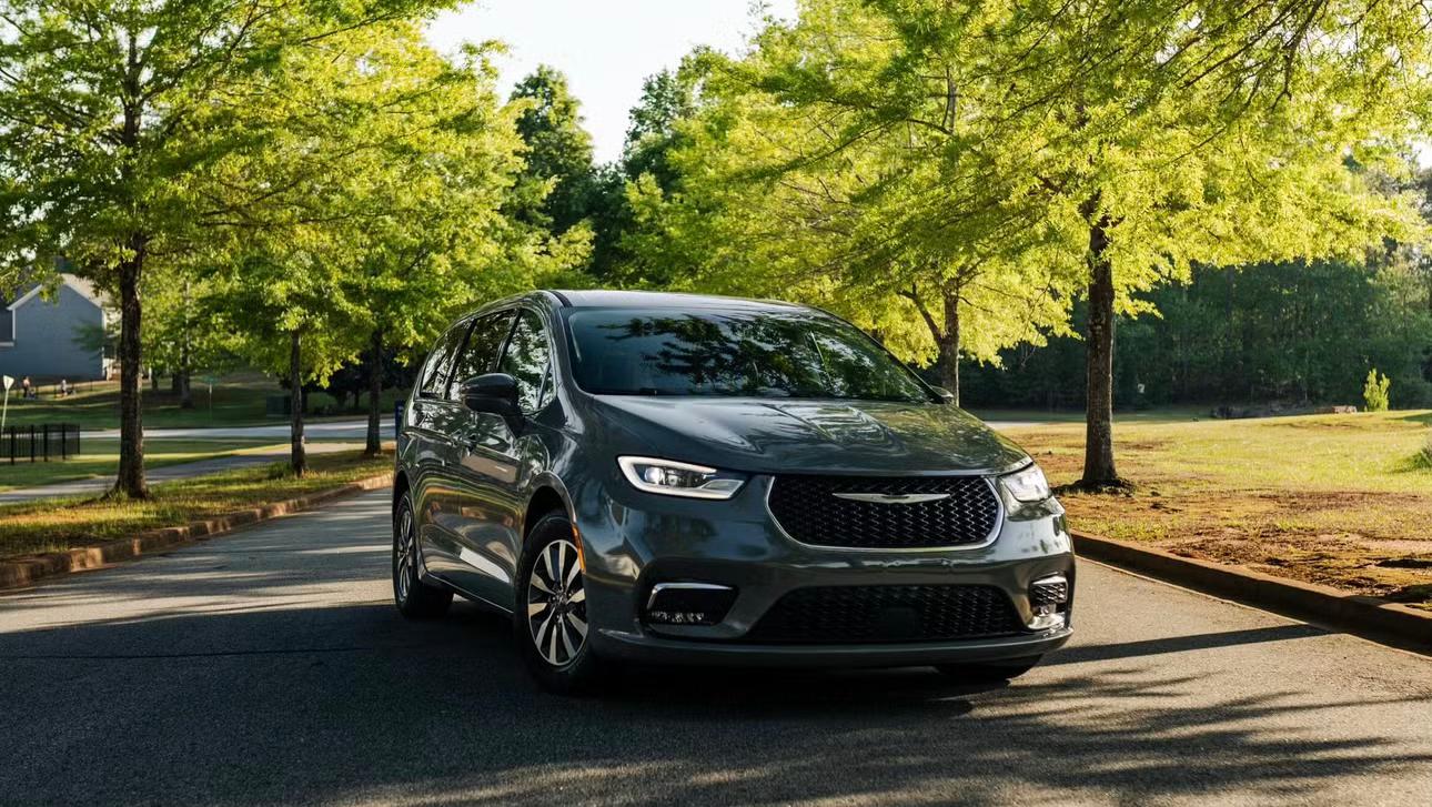 Chrysler Pacifica 2022 in Orlando, FL
