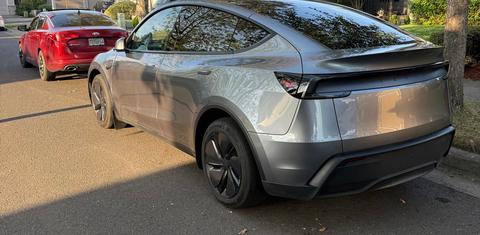 Tesla Model Y 2026