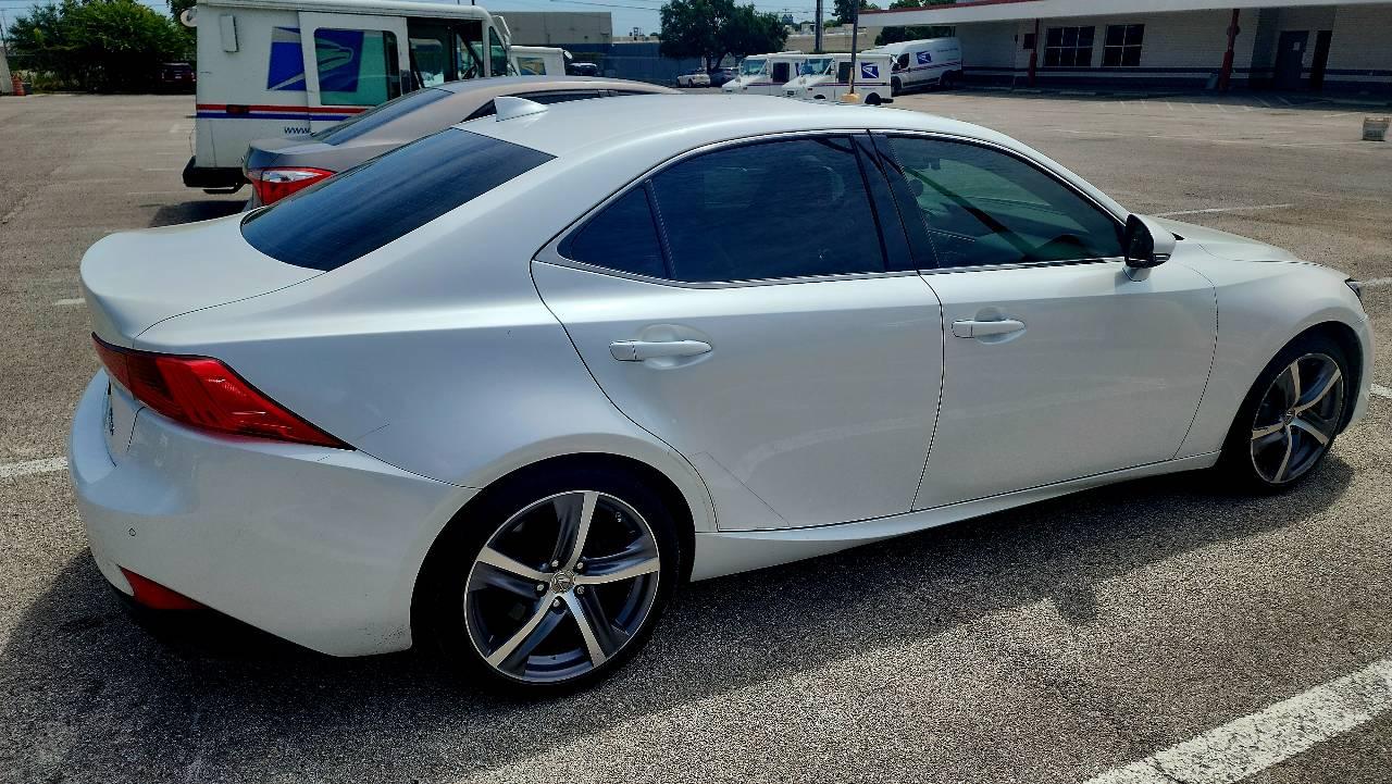 Lexus IS 2018 in San Antonio, TX