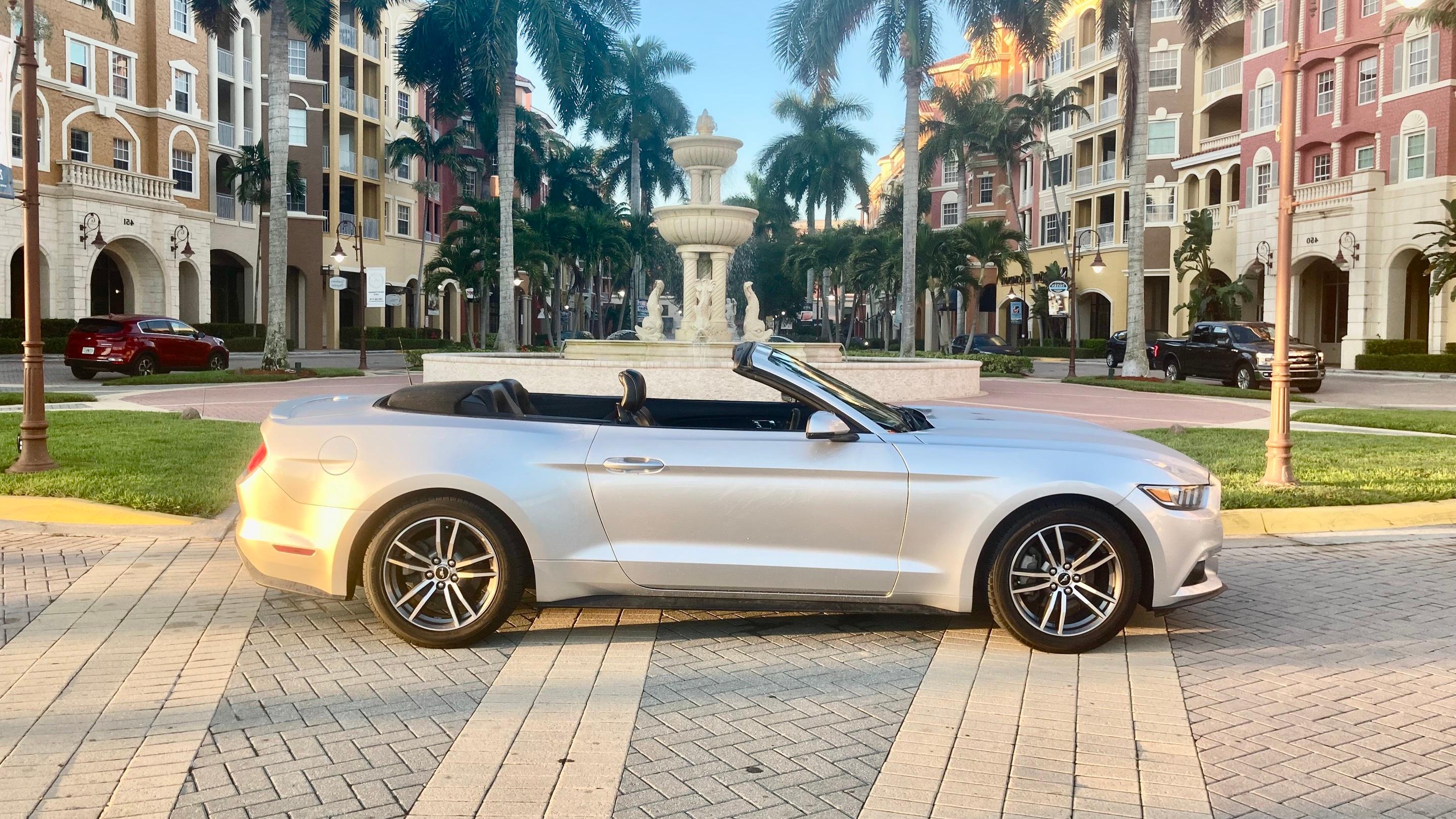 Ford Mustang 2017 in Fort Myers, FL
