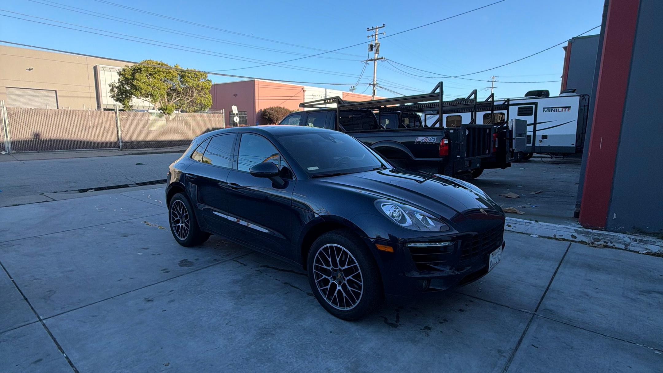Porsche Macan 2018 in South San Francisco, CA