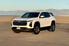 Chevrolet Equinox 2025 in Burbank