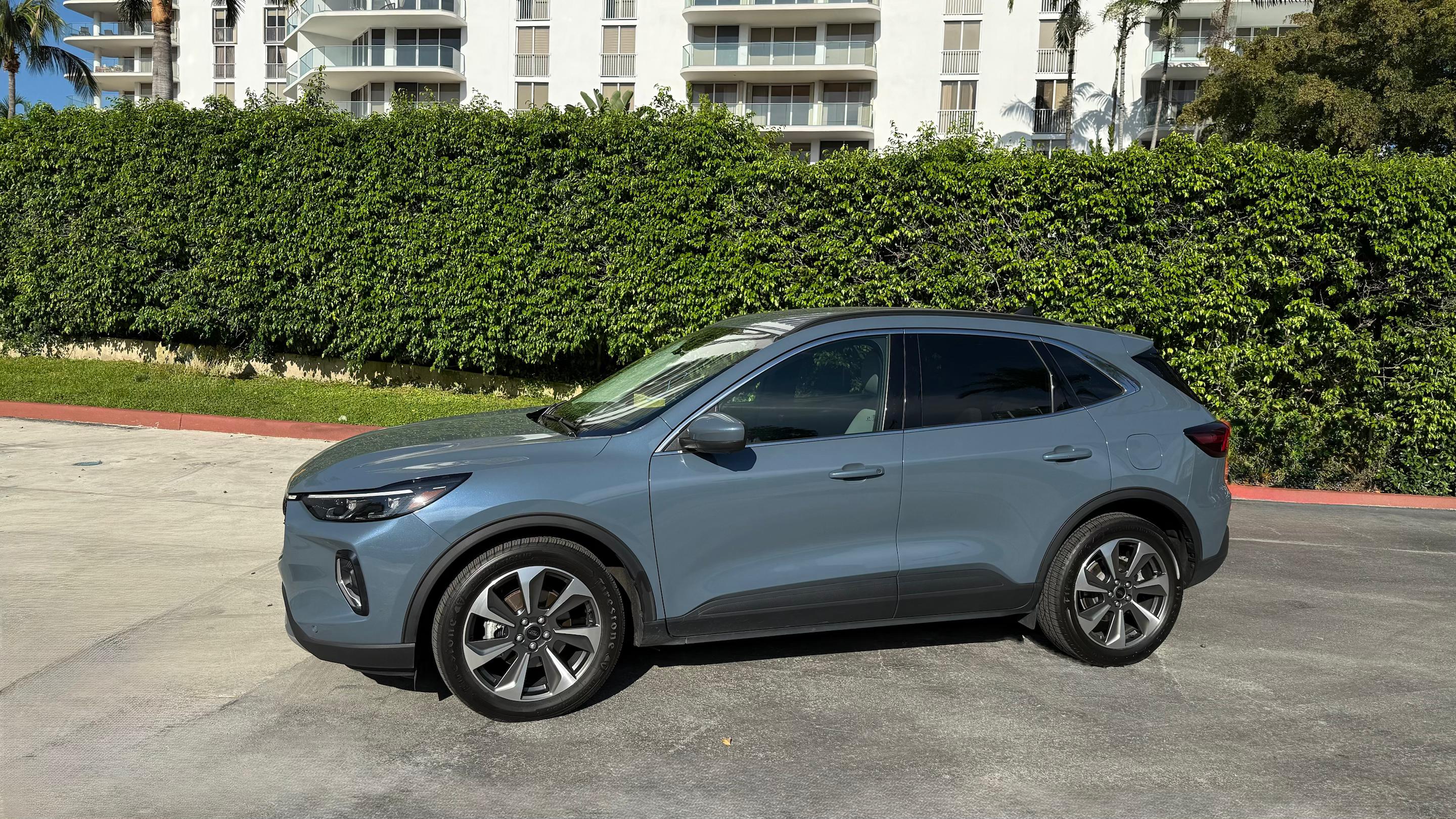 Ford Escape Hybrid 2023 in Fort Lauderdale, FL