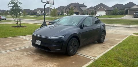 Tesla Model Y 2026