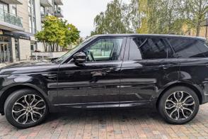 Land Rover Range Rover Sport car