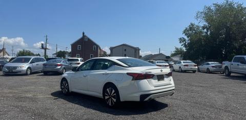 Nissan Altima 2019