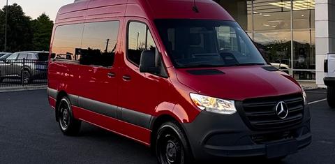 Mercedes-Benz Sprinter 2025