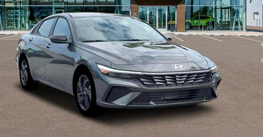 Hyundai Elantra 2026 in Memphis, TN