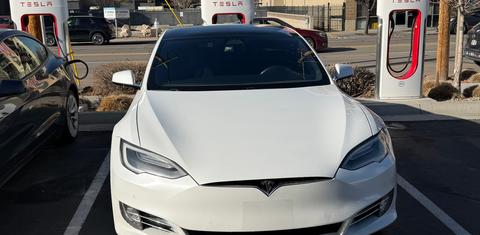 Tesla Model S 2018