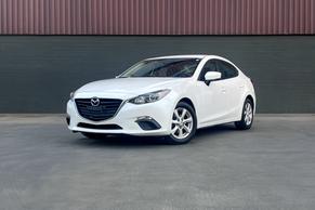 Mazda Mazda3 2015 in Calgary