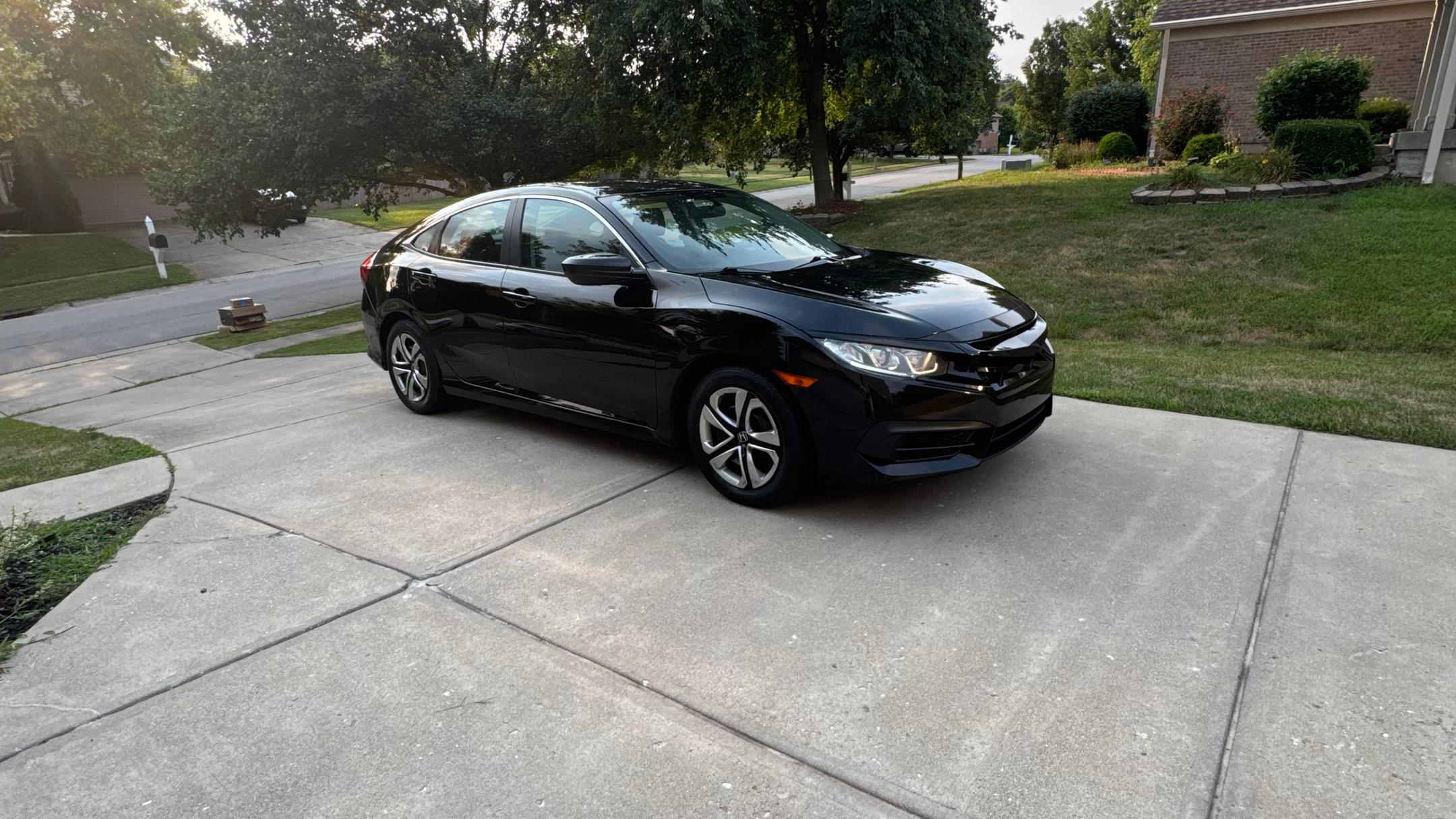 Honda Civic 2018 in West Chester Township, OH