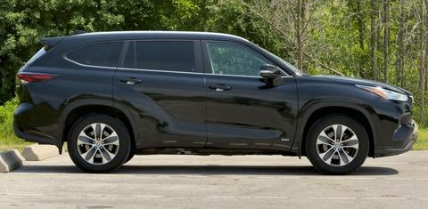 Toyota Highlander Hybrid 2024