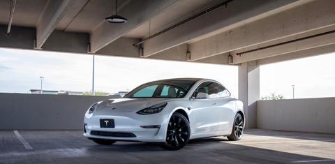 Tesla Model 3 2020
