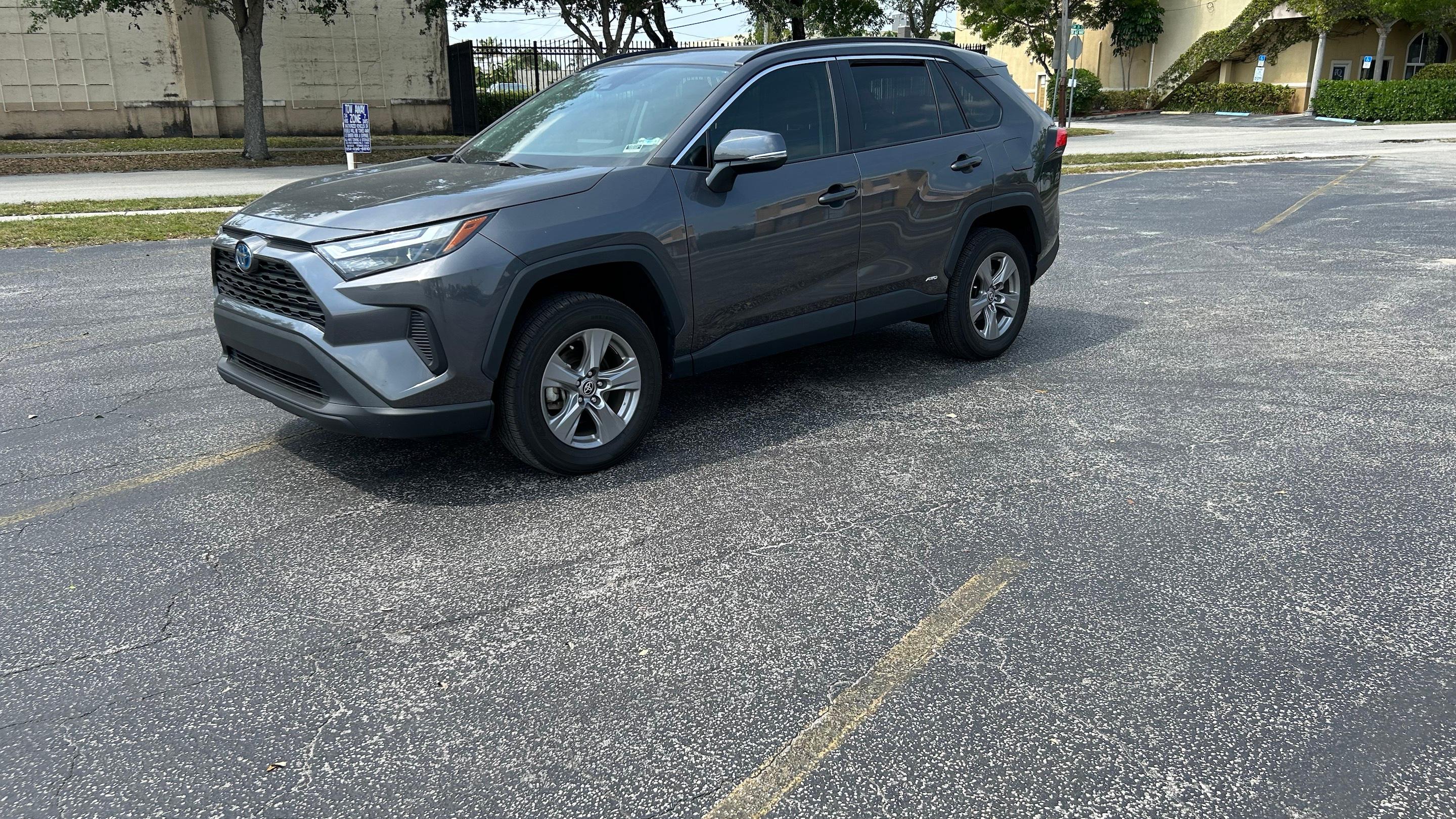 Toyota RAV4 Hybrid 2024 in Miramar, FL