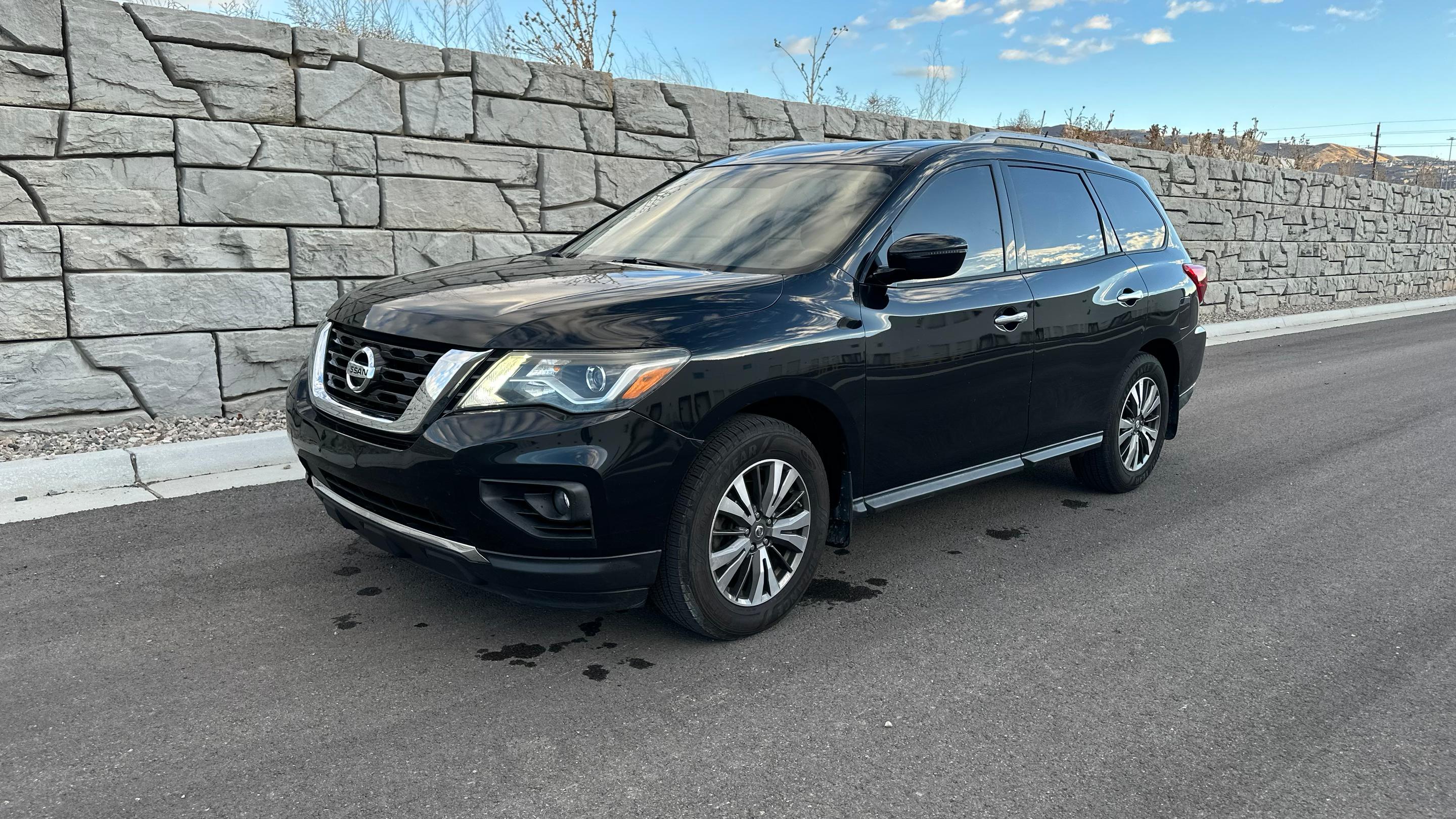 Nissan Pathfinder 2017 in Woods Cross, UT