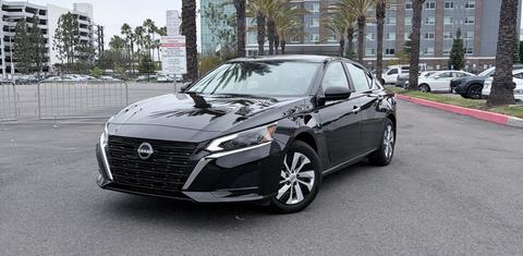 Nissan Altima 2025