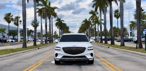 Genesis GV70 2025