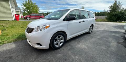 Toyota Sienna 2013
