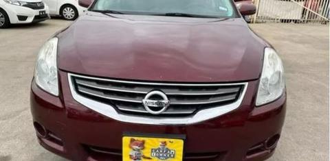Nissan Altima 2012