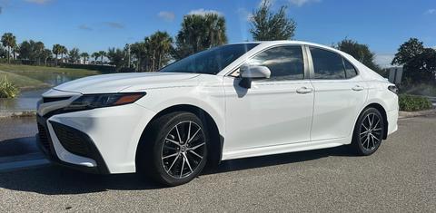 Toyota Camry 2021