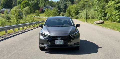 Nissan Versa 2025