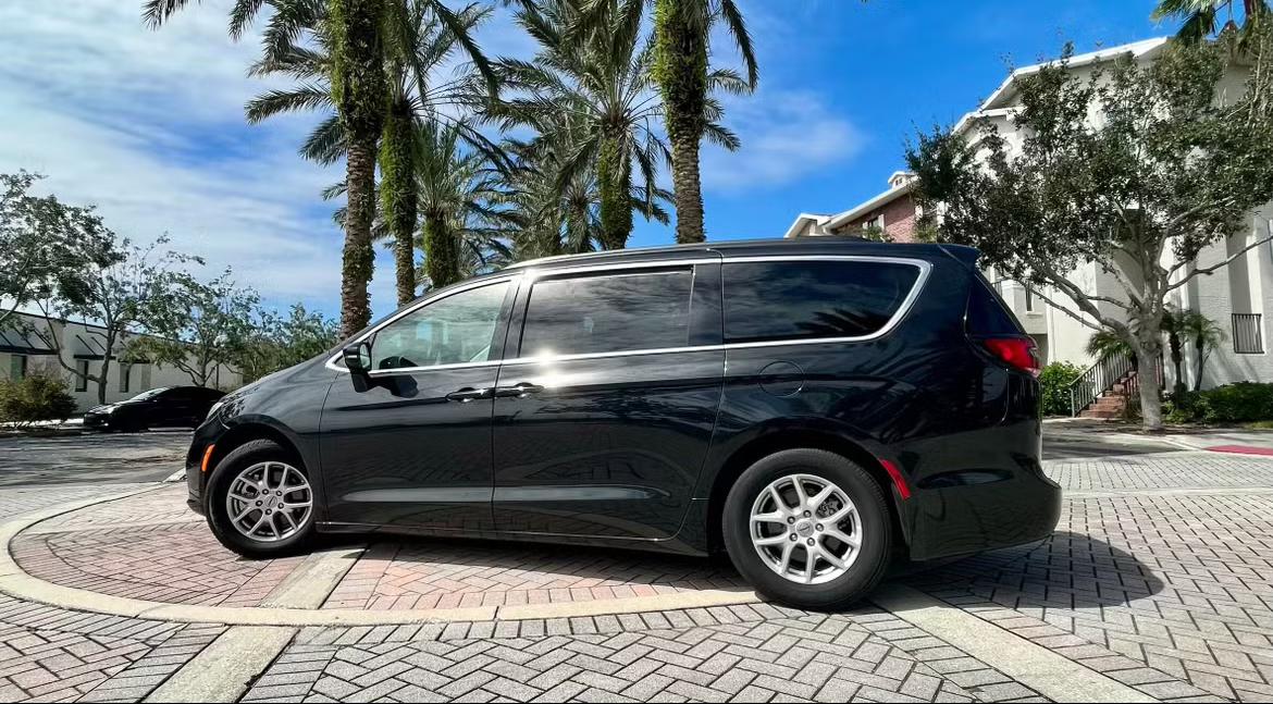Chrysler Pacifica 2023 in Westchase, FL