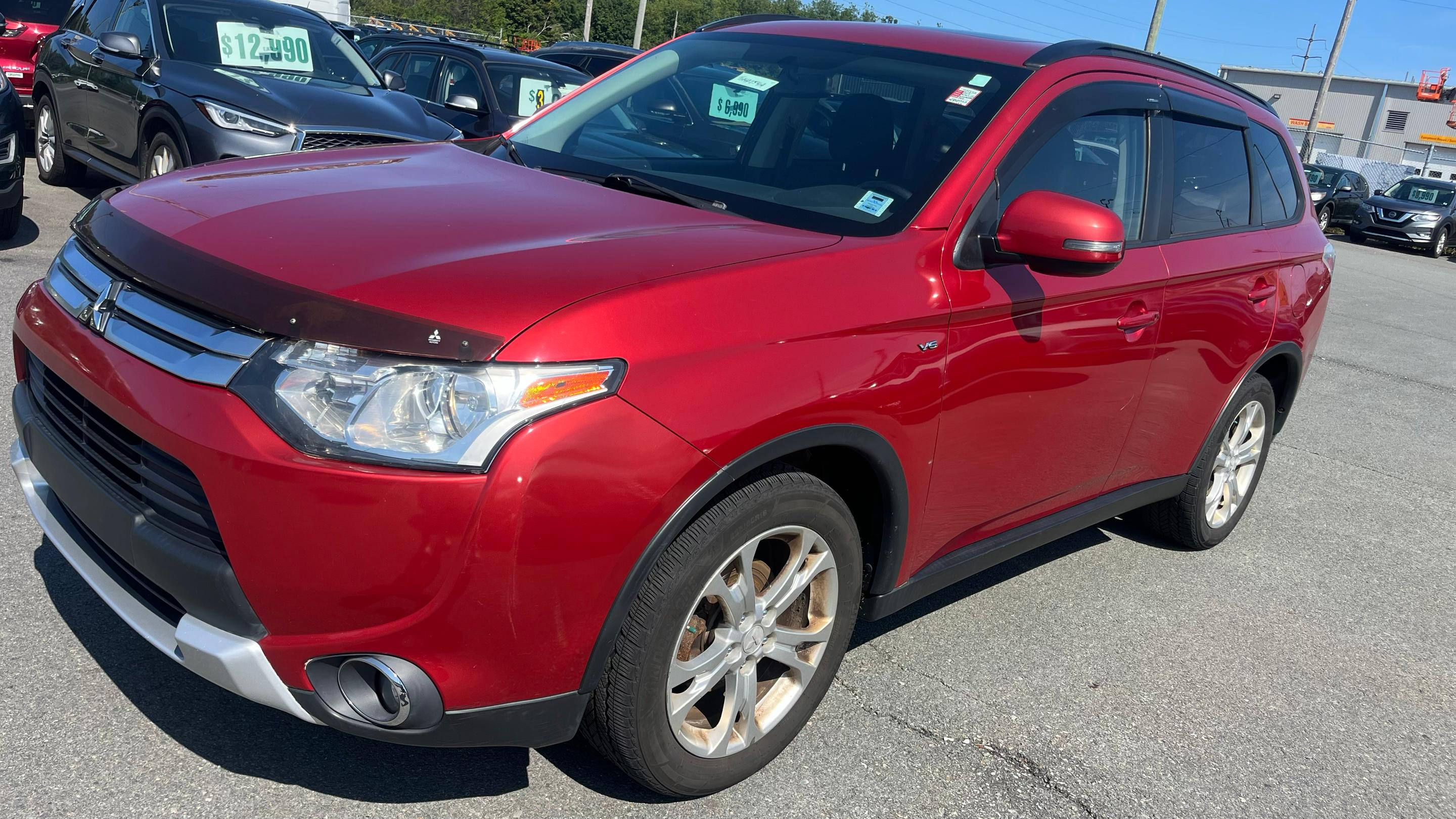 Mitsubishi Outlander 2015 in Halifax, NS
