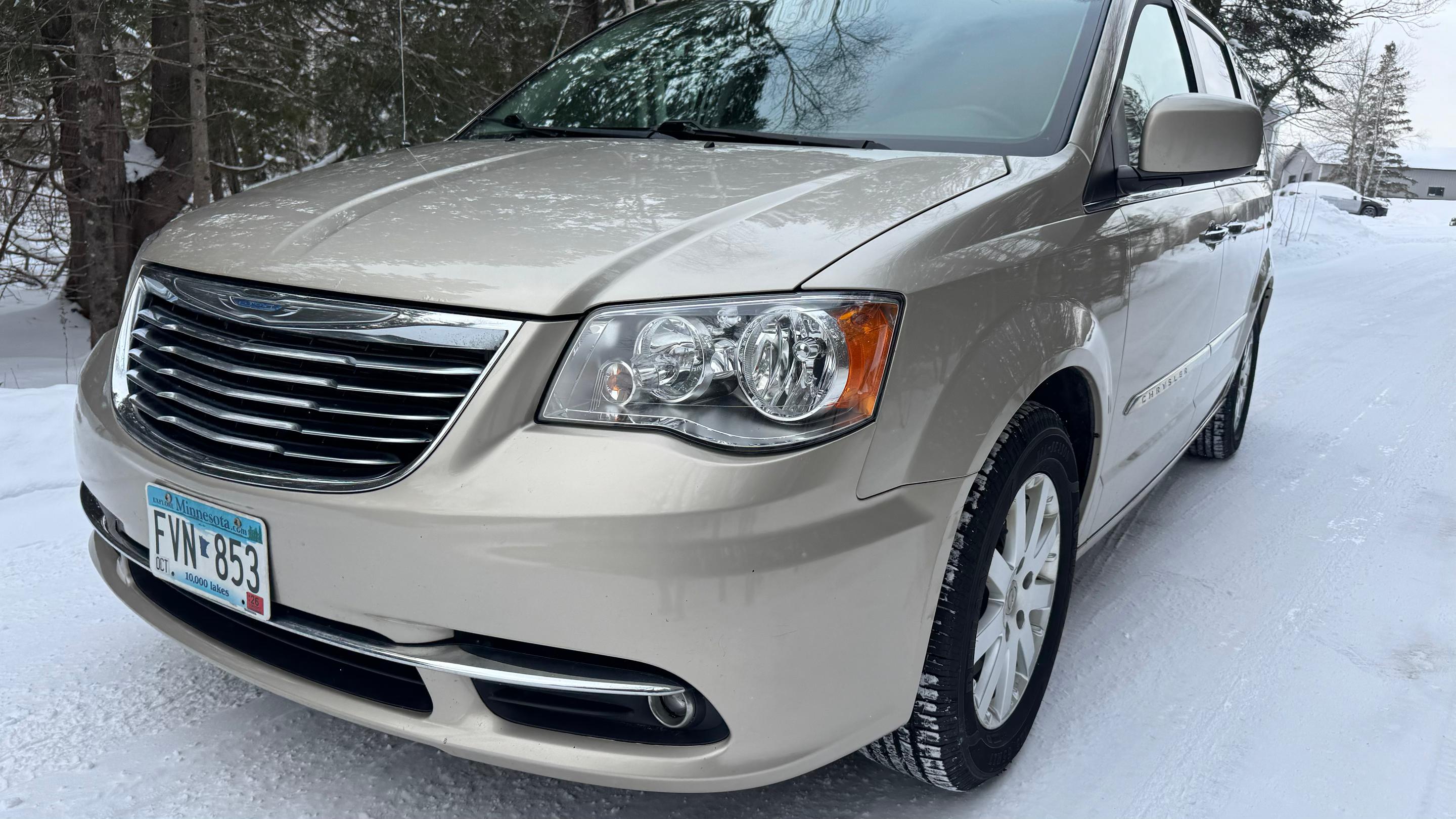 Chrysler Town & Country 2015 in Duluth, MN