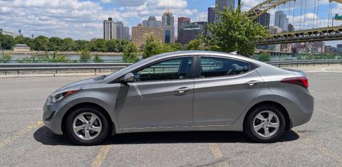 Hyundai Elantra 2015