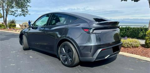 Tesla Model Y 2026
