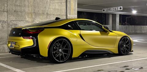 BMW i8 2017