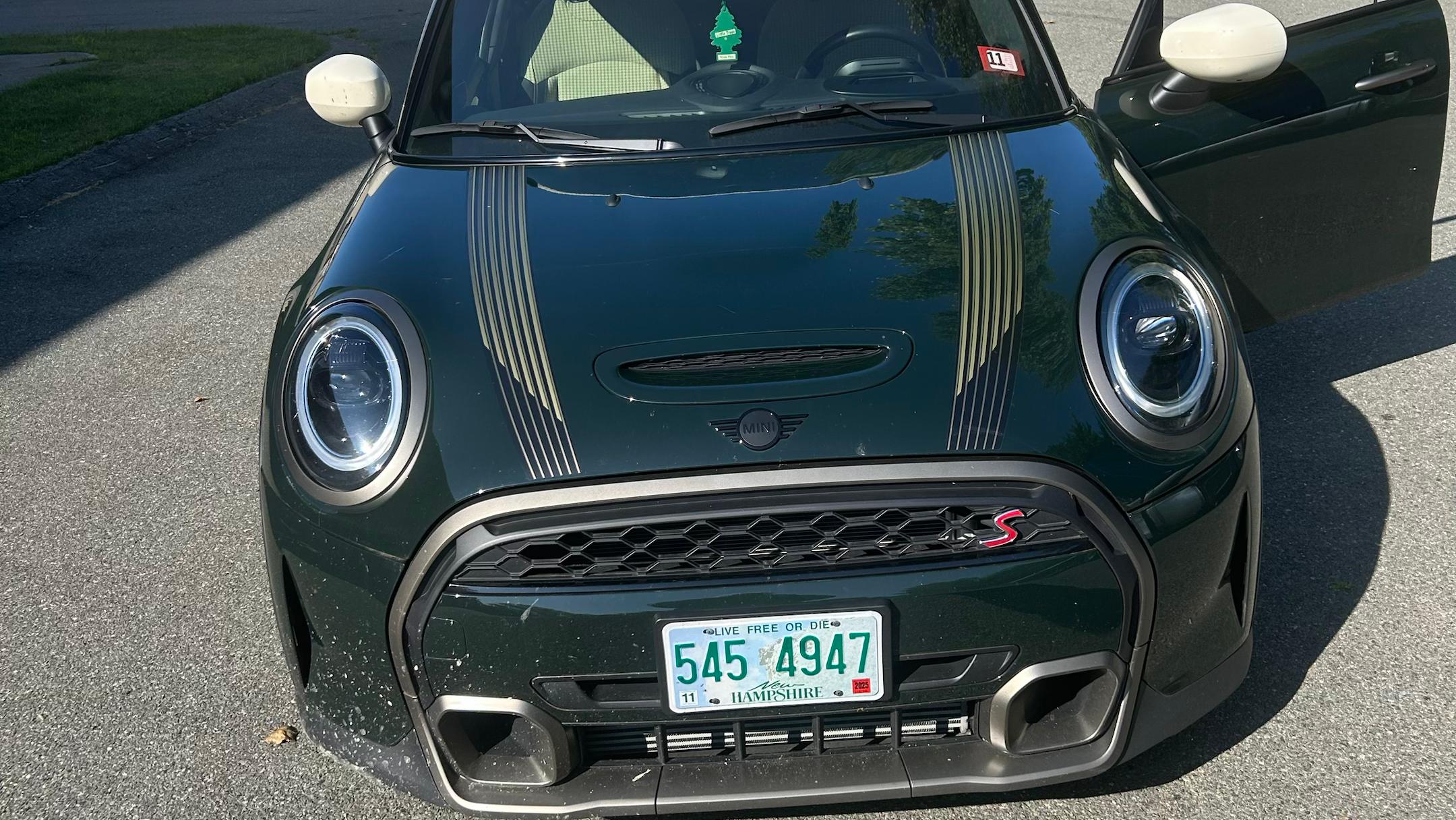 MINI Hardtop 4 Door 2023 in Winchendon, MA