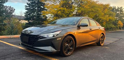 Hyundai Elantra 2023