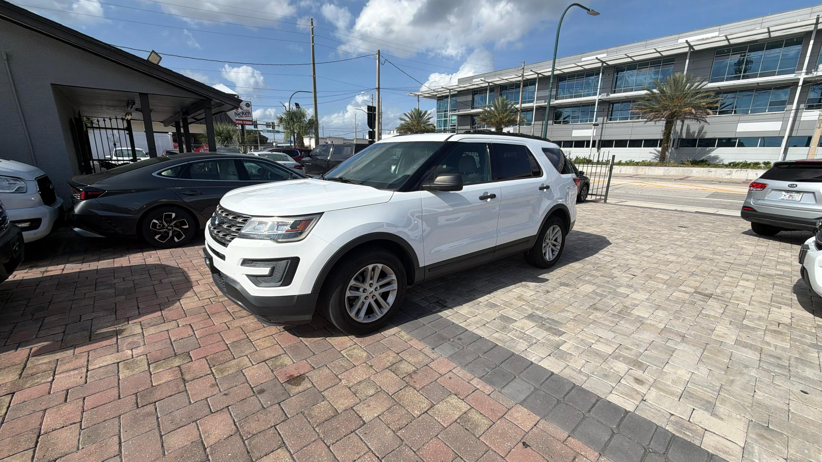 Ford Explorer 2016 in 
