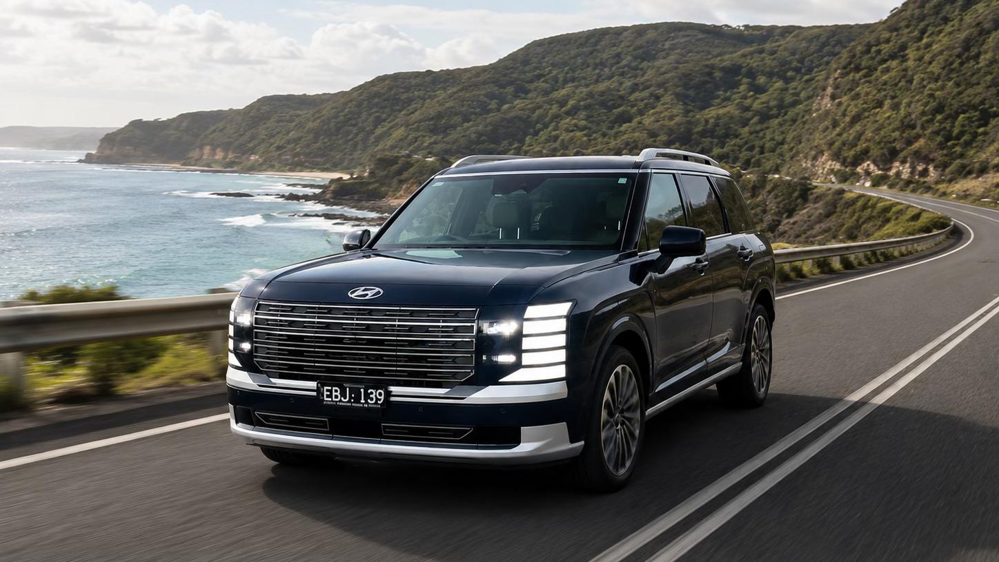 Hyundai PALISADE 2025 in Melbourne Airport