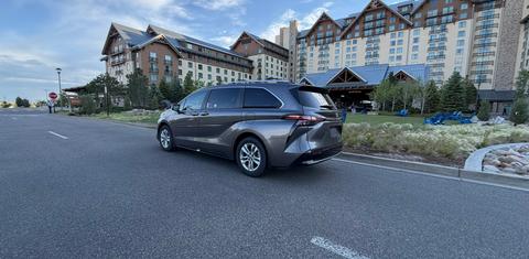 Toyota Sienna 2024