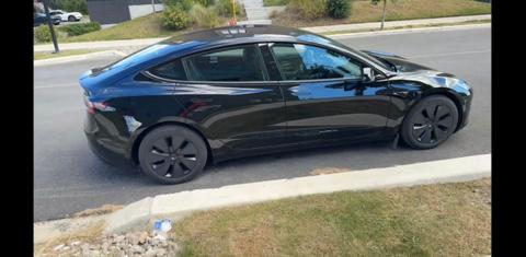 Tesla Model 3 2024