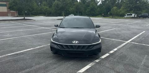 Hyundai Elantra 2025