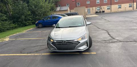 Hyundai Elantra 2020