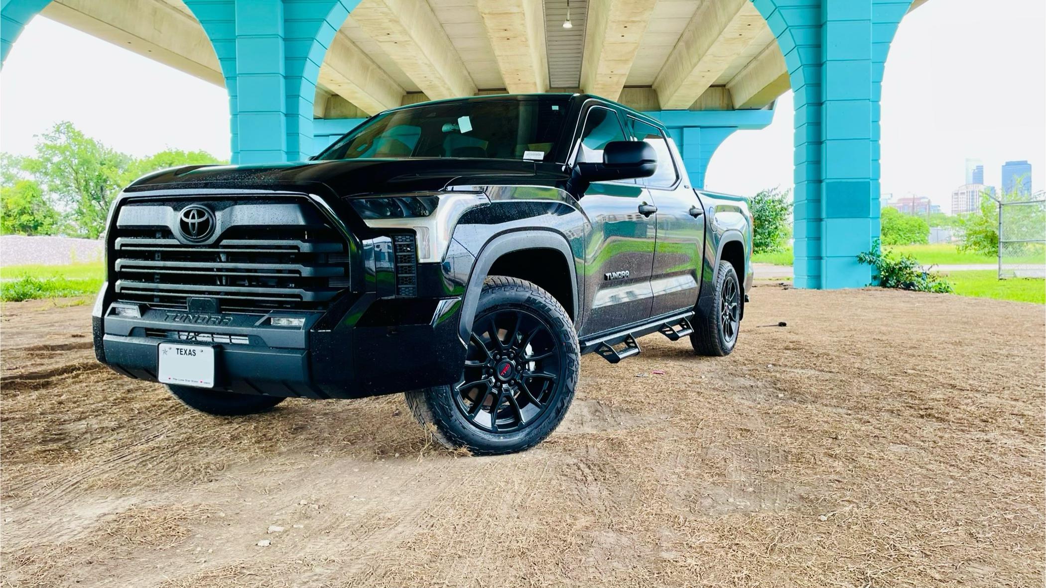 Toyota Tundra 2025 in Houston, TX
