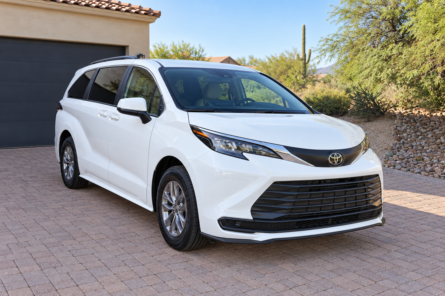 Toyota Sienna 2026 in Scottsdale, AZ