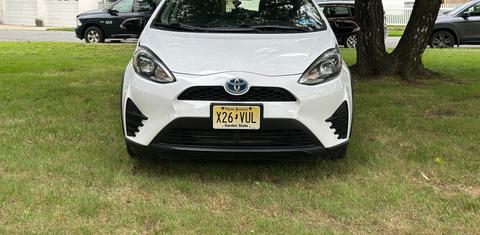 Toyota Prius c 2018