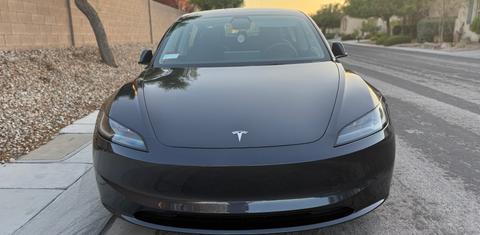 Tesla Model 3 2025