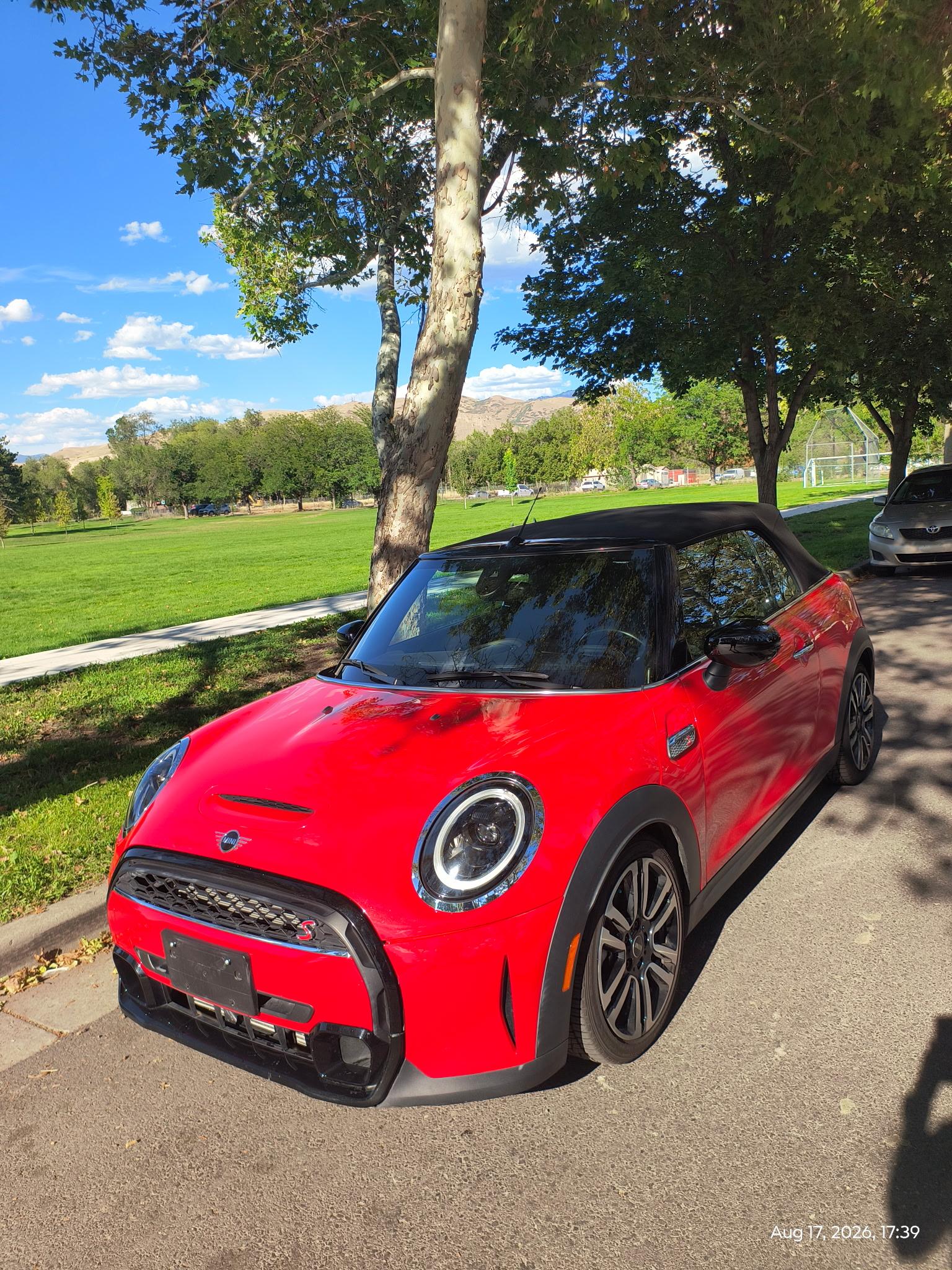 MINI Convertible 2024 in West Jordan, UT